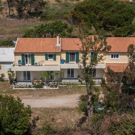 Lazaris Apartments Paralía Almirú Kültér fotó