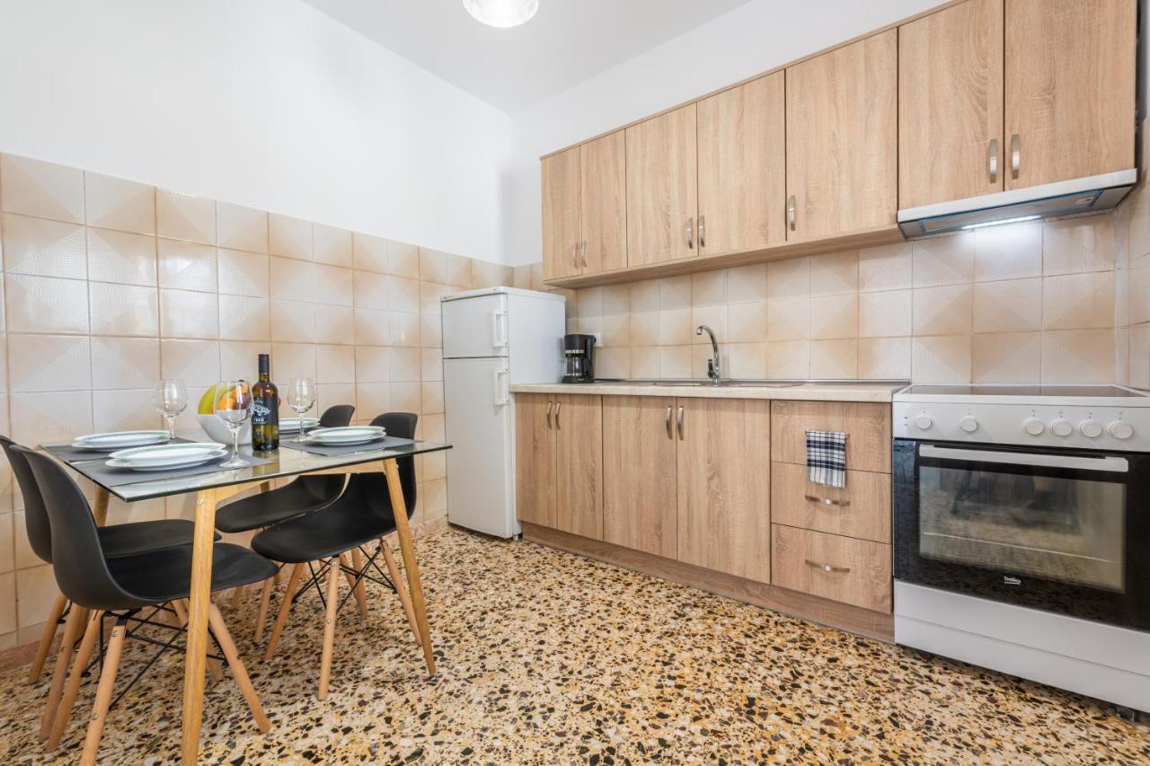 Lazaris Apartments Paralía Almirú Kültér fotó